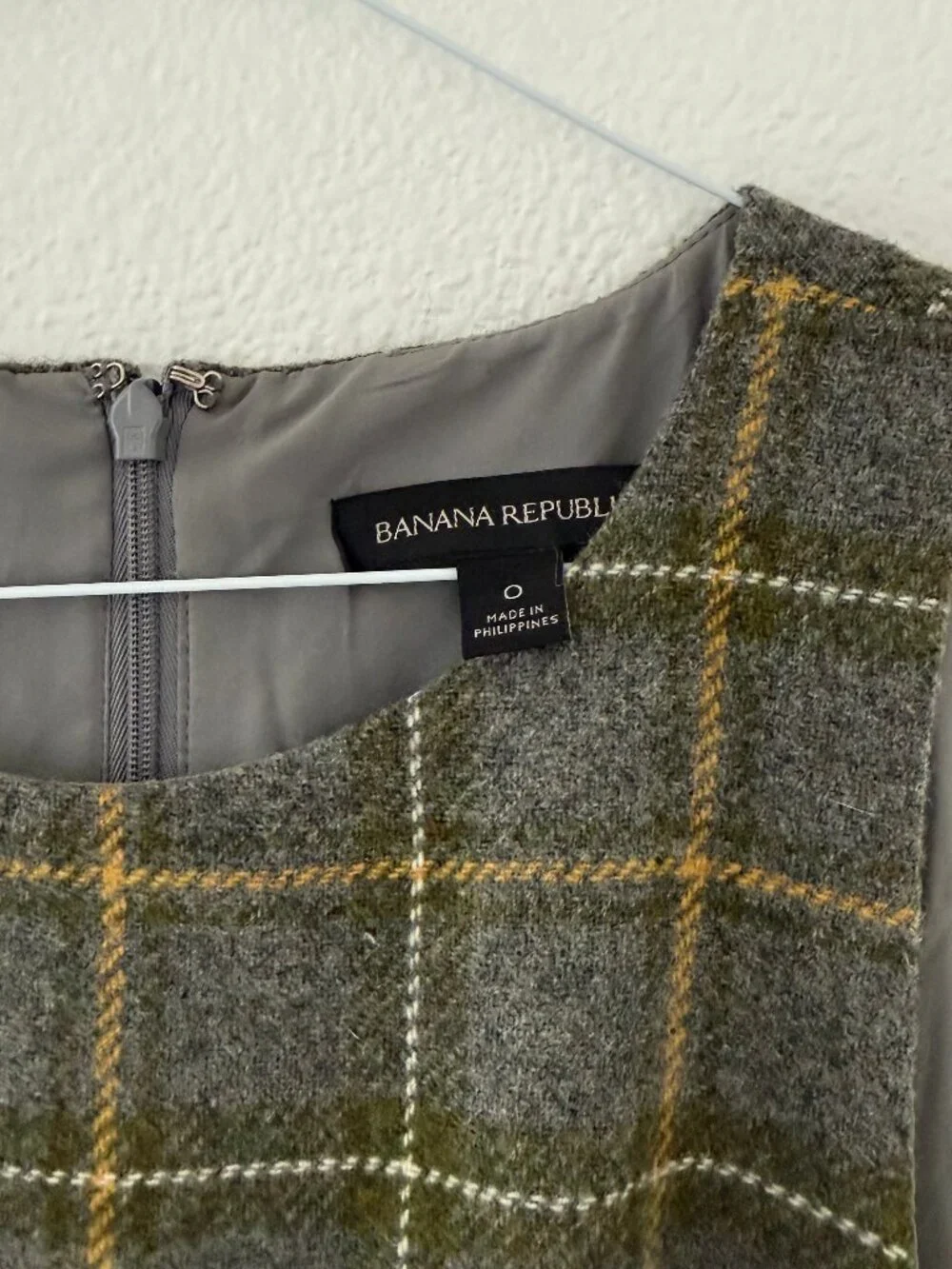 Banana Republic Plaid Wool Fringe Dress — Size 0